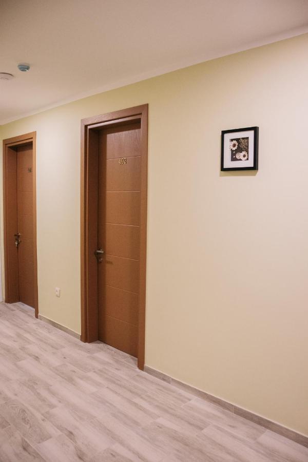 Scorpio Hotel โกนิโอ ภายนอก รูปภาพ